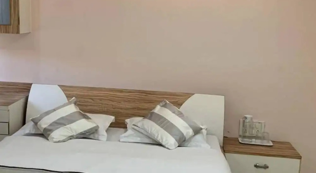 Comfortable Relaxing Stay In Bandra East, Book Hotel Bandra Mumbai