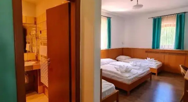 Номер Standard István Hotel&Étterem