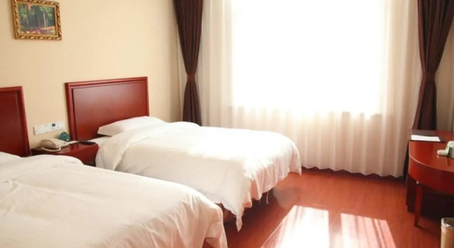 Двухместный номер Standard GreenTree Inn Hebei Langfang Bazhou Railway Station West Yingbin Road Express Hotel