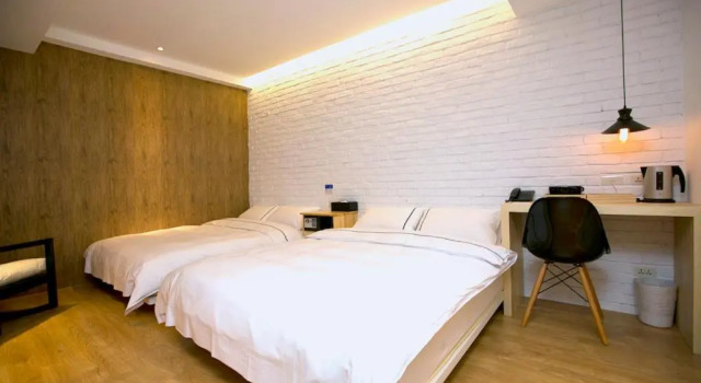 Четырёхместный номер Standard York Hotel