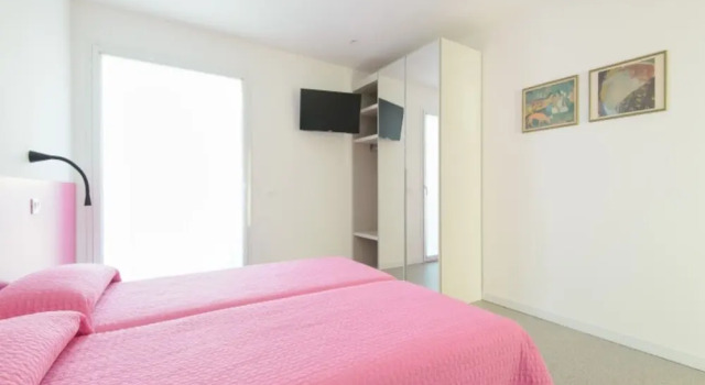 Colorful Accommodation in Lignano, Book Lejlighed Hoteller i Friuli Venezia Giulia med parkering, Parkering