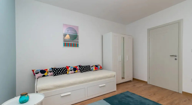 House Polus