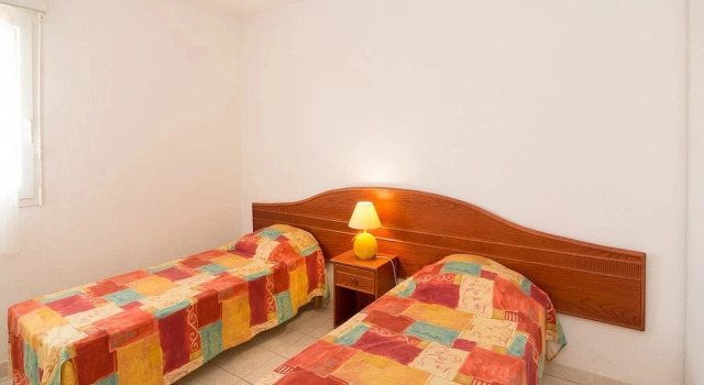 Golfside Coastal Apartment With Terrace, Book Lejlighed Agde Canal du Midi