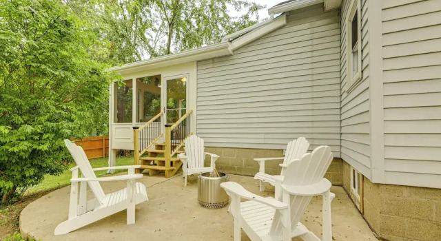 Коттедж Modern Comfort Near Columbus: Home w/ Yard & Porch