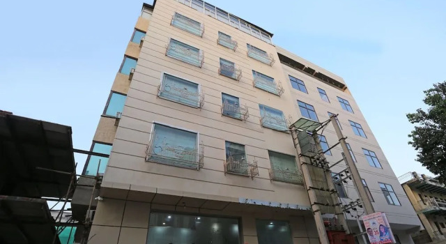 OYO 19153 Flagship DLF Phase 3, Забронировать Отель Отели Гургаон с завтраком, рядом с Global Business Park, Завтраки