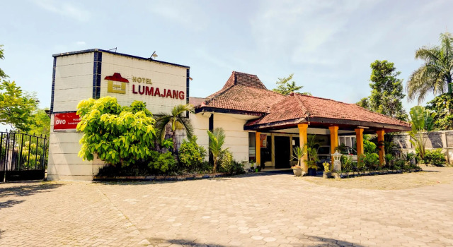 OYO 90250 Hotel Lumajang New
