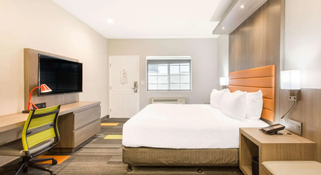 Двухместный номер Standard Rodeway Inn near Melrose Ave