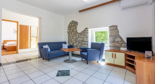 Apartments Neven
