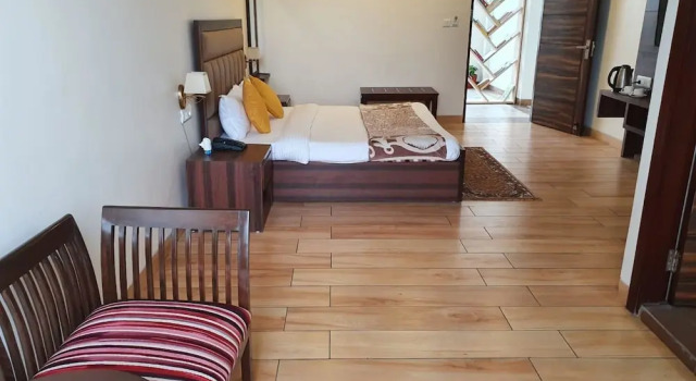 SERENE SUITES, Забронировать Отель Отели штата Химачал-Прадеш с завтраком, Завтраки