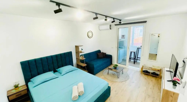 Central Studio Apartment 1, Tirana
