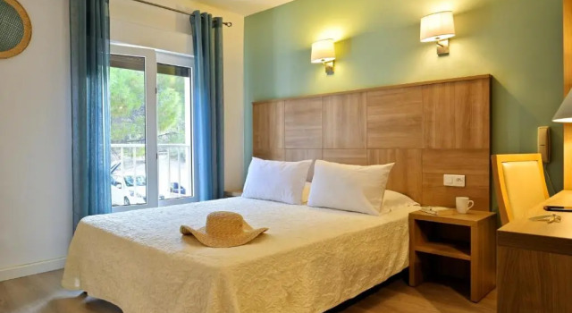 Номер Standard Hotel Beau Rivage