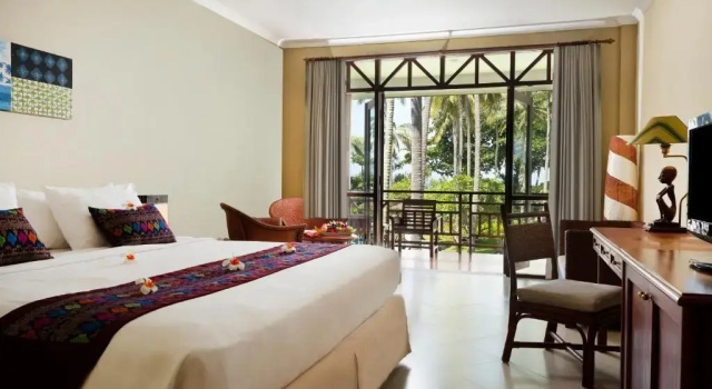 Номер Standard с видом на океан Holiday Resort Lombok