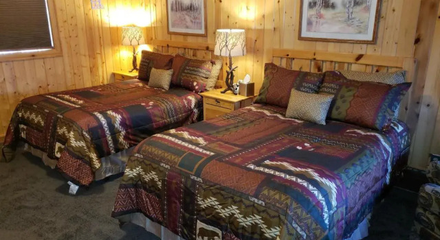 Standard Zimmer Willard Munger Inn