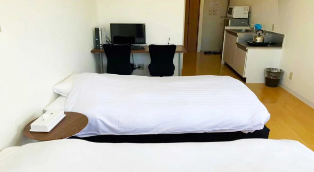 GLANZ-INN MATSUO-Guesthouse in Okinawa, Забронировать Отель Отели Наха 3 звезды, рядом с Здание администрации префектуры Окинавы, 3*