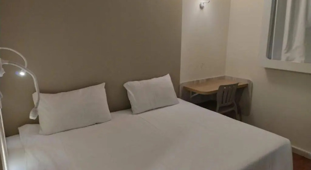 Номер Standard ibis budget Manhuaçu