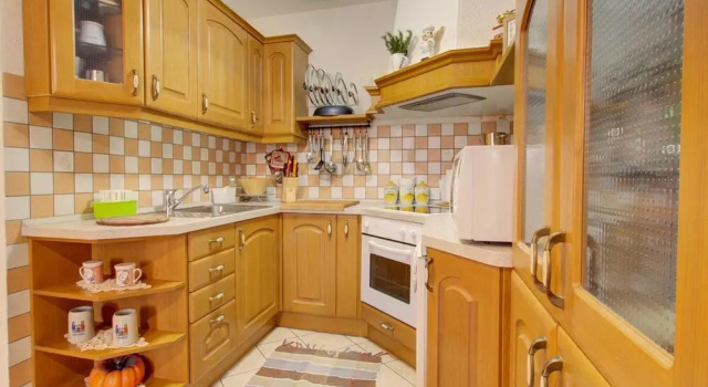 Апартаменты Air Conditioned Apartment in Residential Area near Town Center