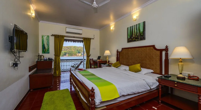 Номер Premium Neemrana's Three Waters