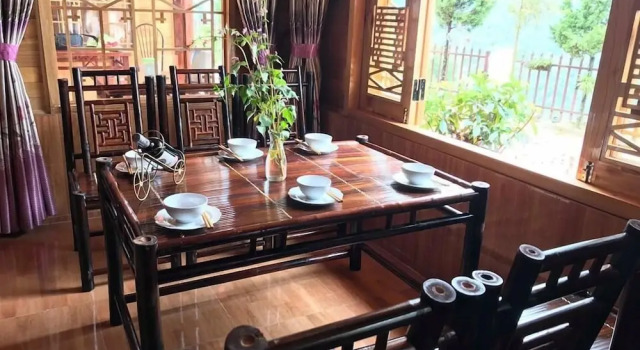 Lenh Family House