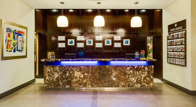 Protea Hotel by Marriott Cape Town North Wharf, Забронировать Отель Отели Кейптауна с завтраком, рядом с Chavonnes Battery Museum, Завтраки