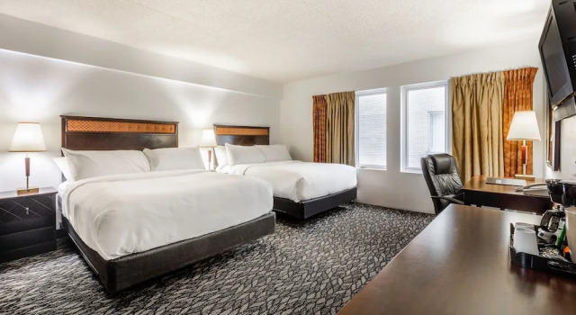 Standardní Čtyřlůžkový pokoj Comfort Hotel and Suites Downtown Montreal