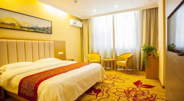 Люкс Business GreenTree Inn Yancheng Dongtai Huiyang Road Guofu Hotel