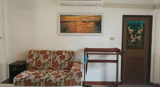 Lan Bua Resort