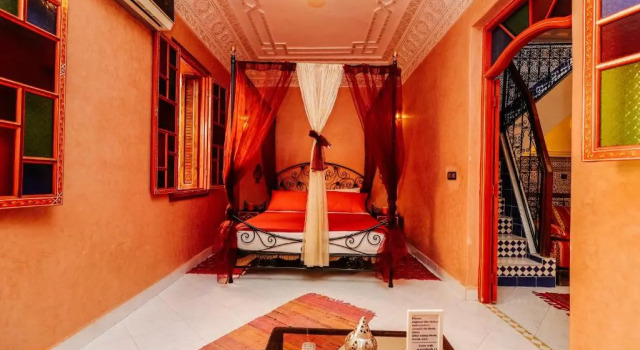 Riad For S, Забронировать Отель Отели Марракеш-Тенсифт-Эль-Хауз с парковкой, Парковка