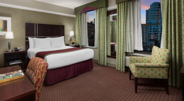 The Hotel At Times Square, Забронировать Отель Отели Нью-Йорка с парковкой, рядом с Музей современного искусства (MoMA), Парковка