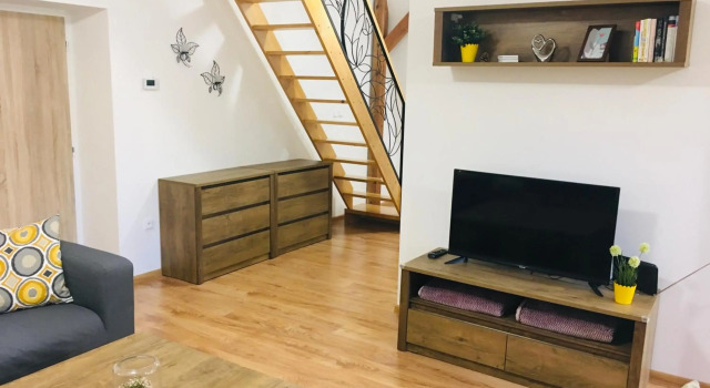 Apartmány Rychtaříkovi, Rezerwuj Hotel Hotele w Kraj hradecki z parkingiem, Parking