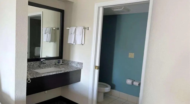 Двухместный номер Standard Spark by Hilton Augusta