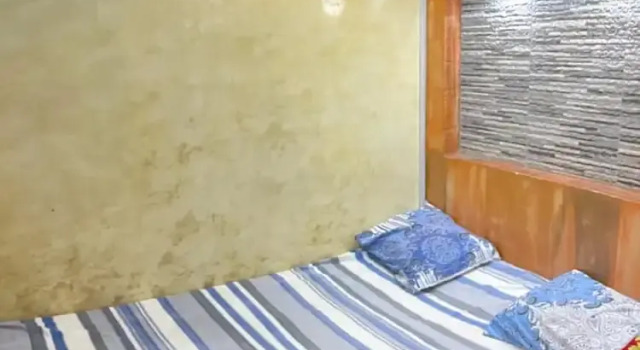 Room-luxury Furnished Room No1