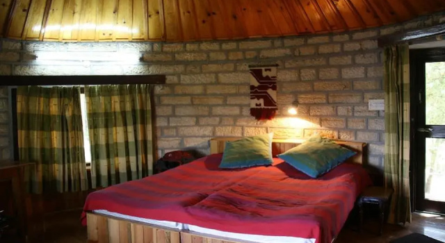 Mountain Resort, Rezervovat Lázně / Resort Hotely v Almora s parkováním, Parkování