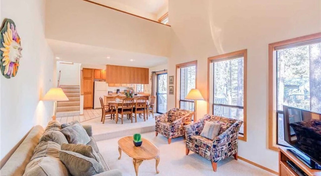 Mt Rainier Lane 1, Забронировать Отель Отели Санривер с парковкой, Парковка