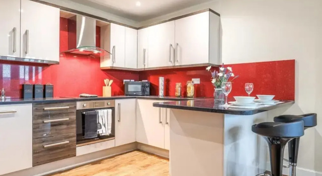 Stunning 3-bed Apartment