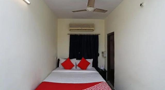 Vinita Inn By OYO Rooms, Varaa Hotelli Haora West Bengal