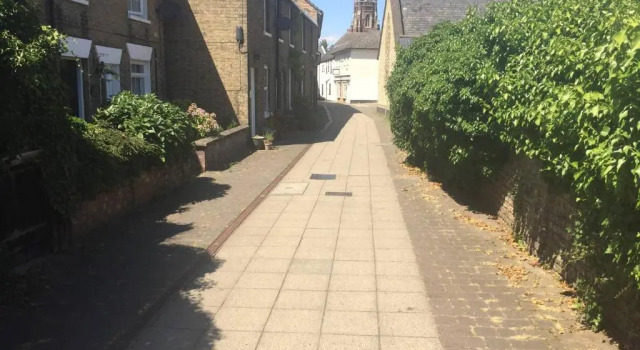River House 2BR 1 bathroom downstairs toilet Parking St Neots Town Centre, Забронировать Отель Отели Англии 3 звезды, 3*