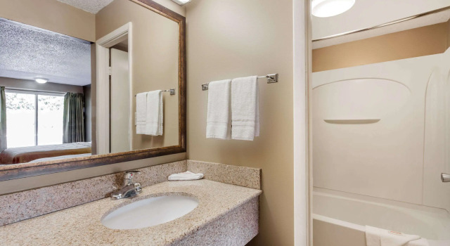 Двухместный номер Standard Knights Inn Lebanon