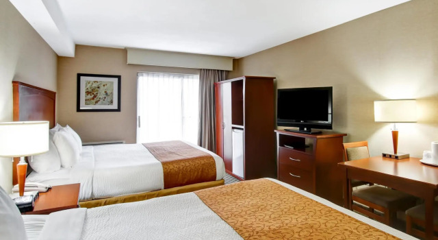 Четырёхместный номер Standard Quality Inn