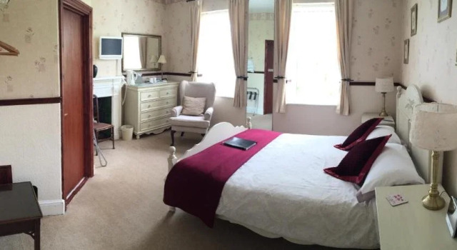 Brook House B&B, Забронировать Отель «постель и завтрак» Отели Вустершир 4 звезды, 4*