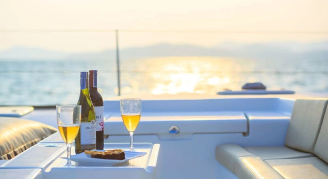 Discover Catamaran Phuket - Lagoon421, Забронировать Отель Отели Южного Таиланда с парковкой, Парковка