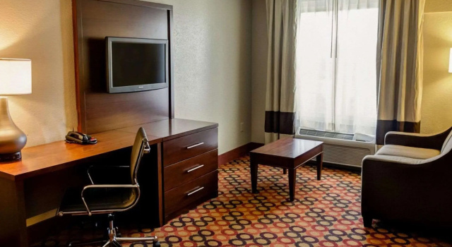 Четырёхместный люкс Charlotte Suites