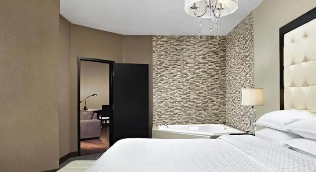 Четырёхместный номер Standard Four Points by Sheraton Hotel & Suites Calgary West