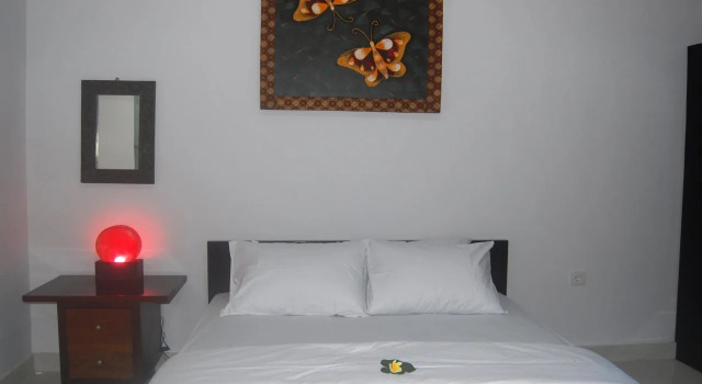 Indi Guest House, Забронировать Гостевой дом Денпасар Denpasar Municipality
