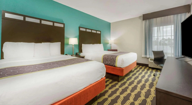 Четырёхместный номер Standard La Quinta by Wyndham Houston Humble Atascocita