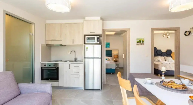 Люкс Deluxe Akrogiali Apartments