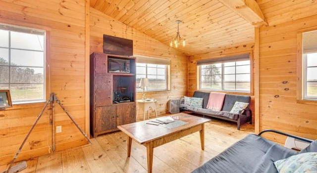 Peaceful Wells Retreat w/ Deck & Water Views, Buchen Sie Ferienhaus Wells 