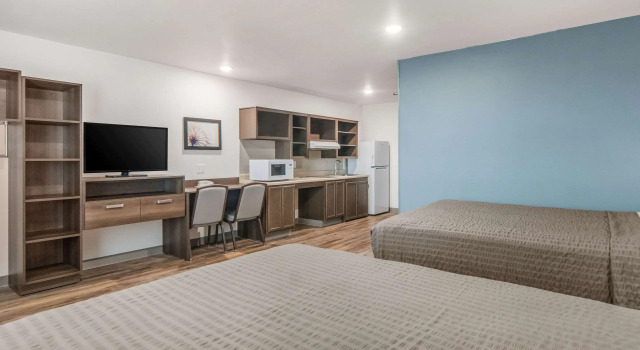 Четырёхместный номер Standard WoodSpring Suites North Ft Worth Alliance TX Speedway