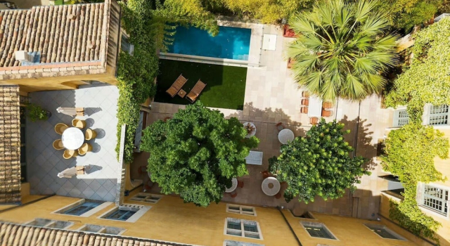 Margaret - Hôtel Chouleur, Rezerwuj Hotel Nimes Gard