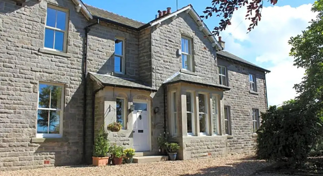 Lowfield, 予約 ホテル ランカスター Lancashire