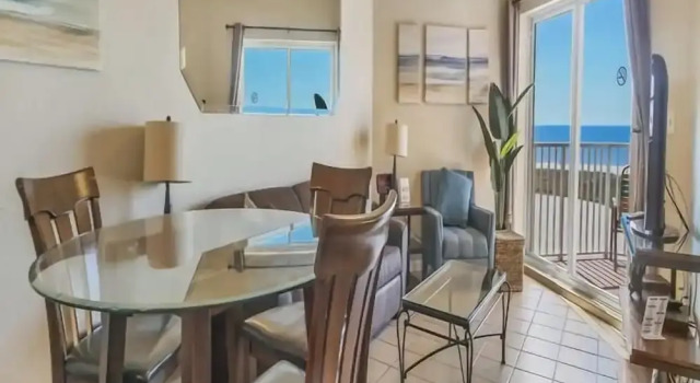 Семейный номер Standard с 2 комнатами с балконом и с видом на залив Surf Beach Treasure Island Resort